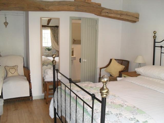بروكستد Church Hall Farm Bed And Breakfast الغرفة الصورة